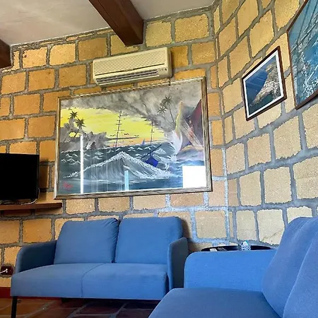 Sofia Lägenhet Lampedusa