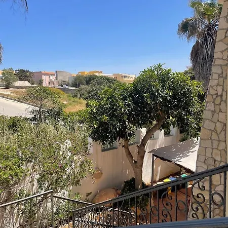 Sofia * لامبيدوزا